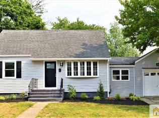 19 Sine Rd, Edison, NJ 08817