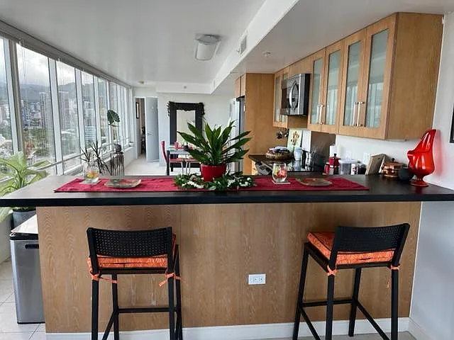 1009 Kapiolani Blvd — Photo 2