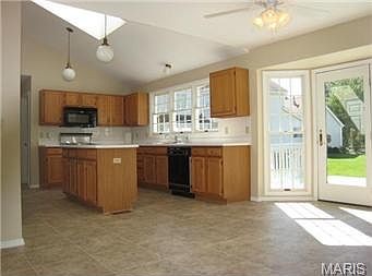 2nd image of 2307 Coventry Glenn Ct
