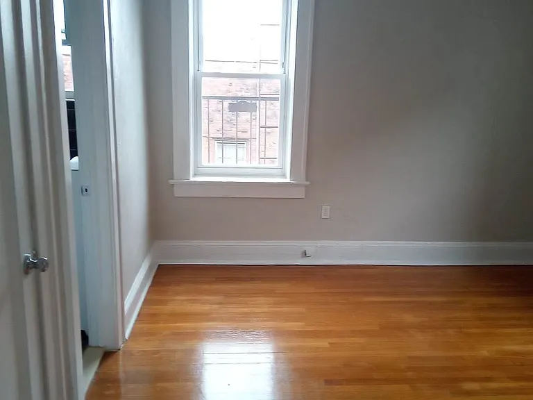 Randolph Manor Apartments — Photo 31