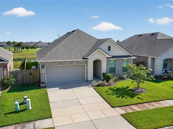 1470 Banks View St, Slidell, LA 70461
