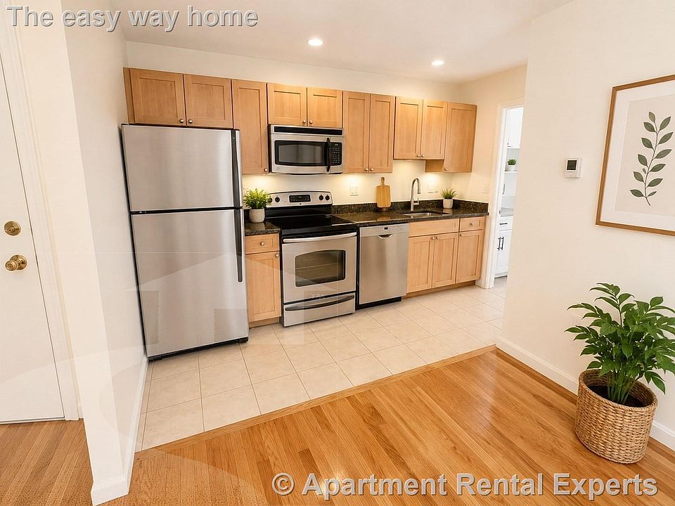 1st image of 126 Clifton St APT 1