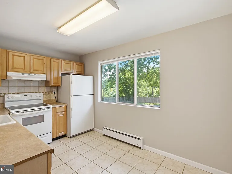26 Park Ave #B20 — Photo 8