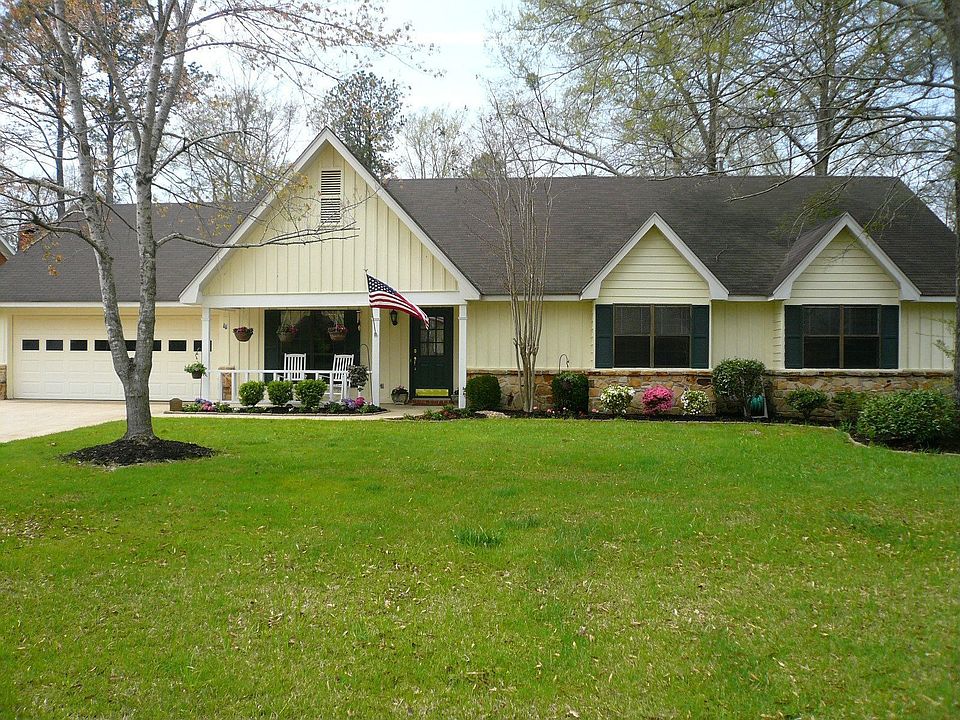 82 Cedar Drive