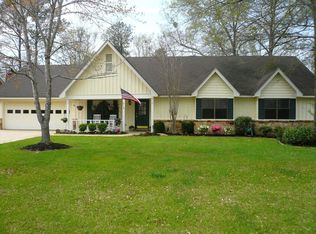 82 Cedar Dr, Columbus, MS 39705