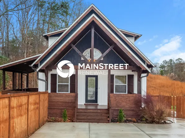 8135 Westbourne Dr, Charlotte, NC 28216