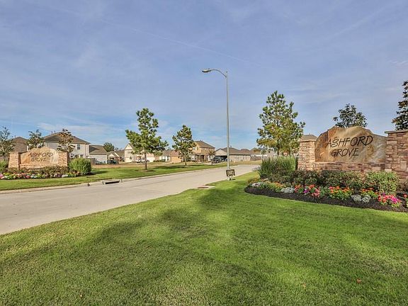 5th image of 19111 Woodland Leaf Ln