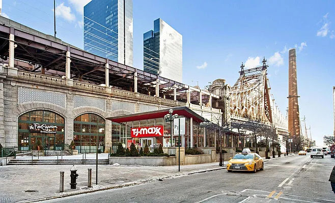 Rented by Keller Williams NYC | media 6