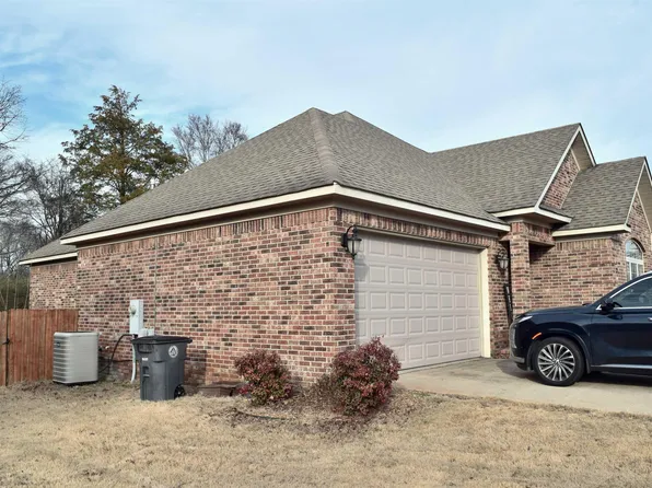 2006 Caleb Dr, Searcy, AR 72143