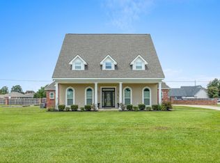 5350 Pheasant Ln, Lake Charles, LA 70605
