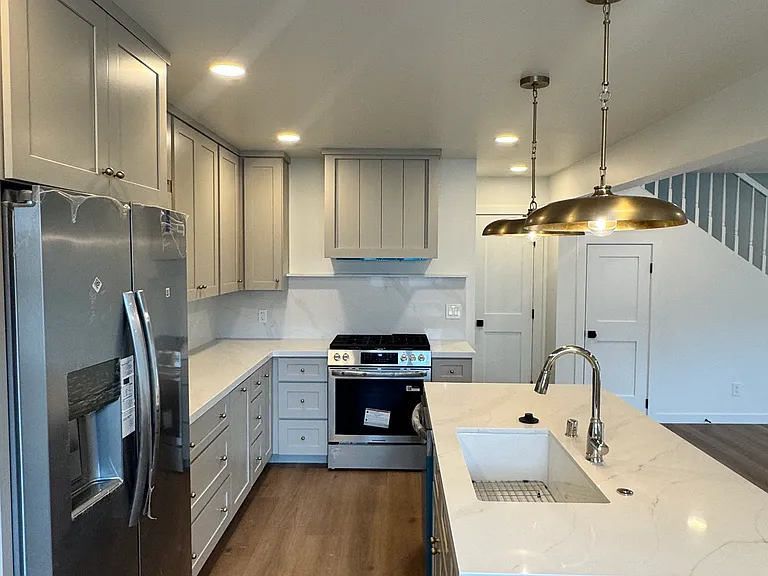 1142 S Ditmar St #A — Photo 1