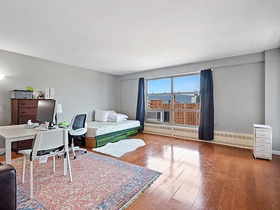 4th image of 501 W 123rd St APT 17E