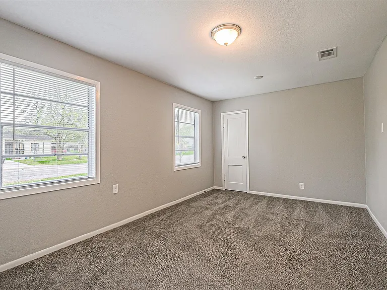 1539 Pleasantville Dr — Photo 16