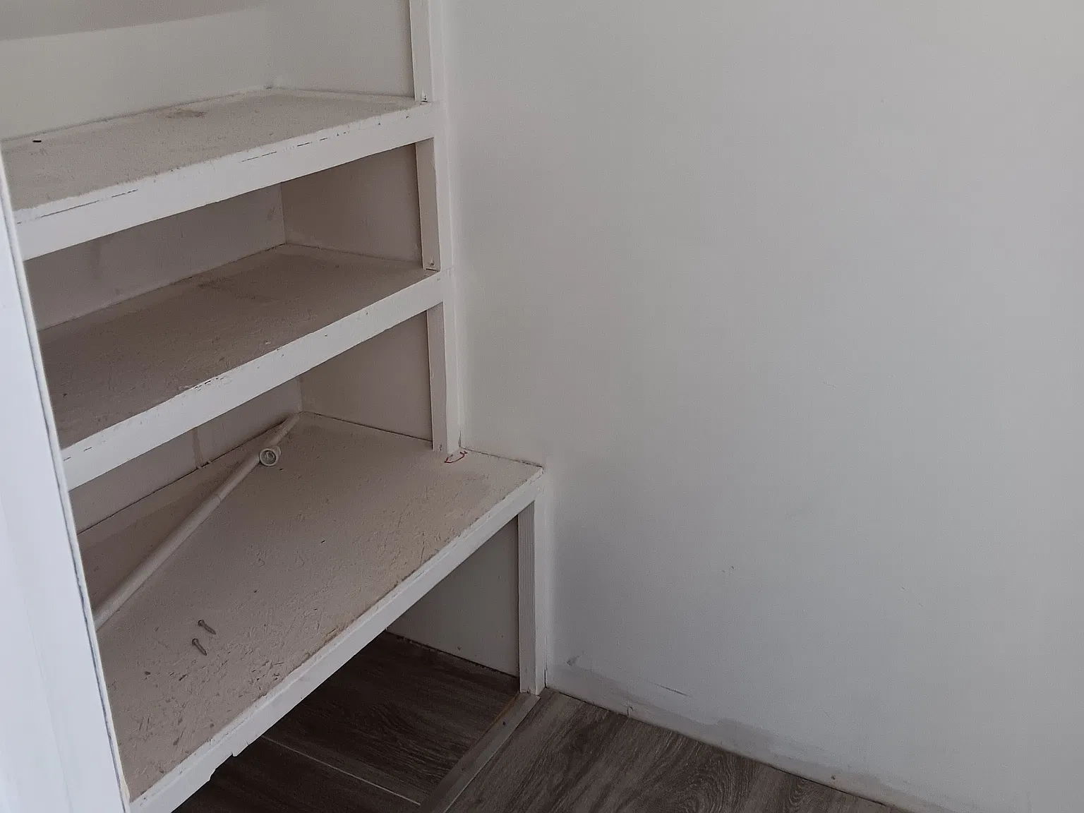 2 bed, 1000 sqft, $1,200 — Photo 3