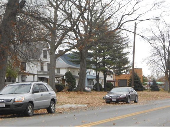 4th image of 2117 E 31st St