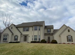 10423 N Burning Bush Ln, Mequon, WI 53092