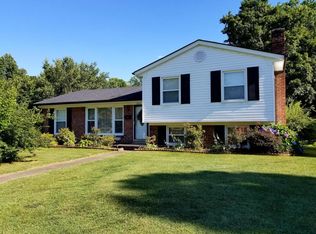 8014 Brush Ln, Louisville, KY 40291