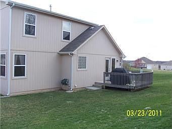 2nd image of 614 NW Silverstone Cir