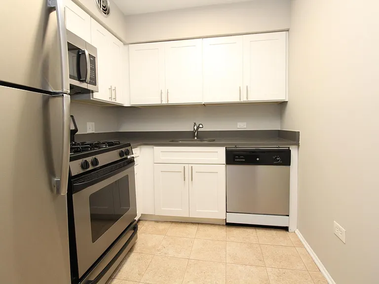 2230 N Orchard St #406 — Photo 7