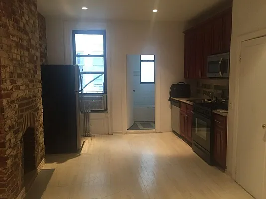 Rented by River2River Realty | media 10
