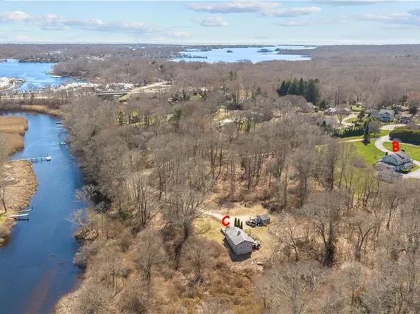 200 Pond St, South Kingstown, RI 02879