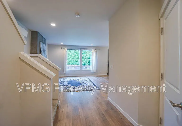 2904 NE 161st Ct — Photo 6
