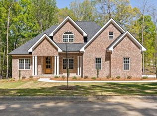 800 E Moravian Bnd, Chatsworth, GA 30705