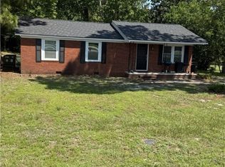4112 Legion Rd, Hope Mills, NC 28348