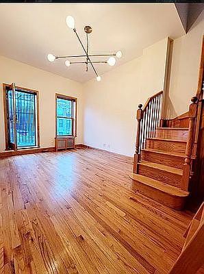 3rd image of 68 W 69th St APT 4B
