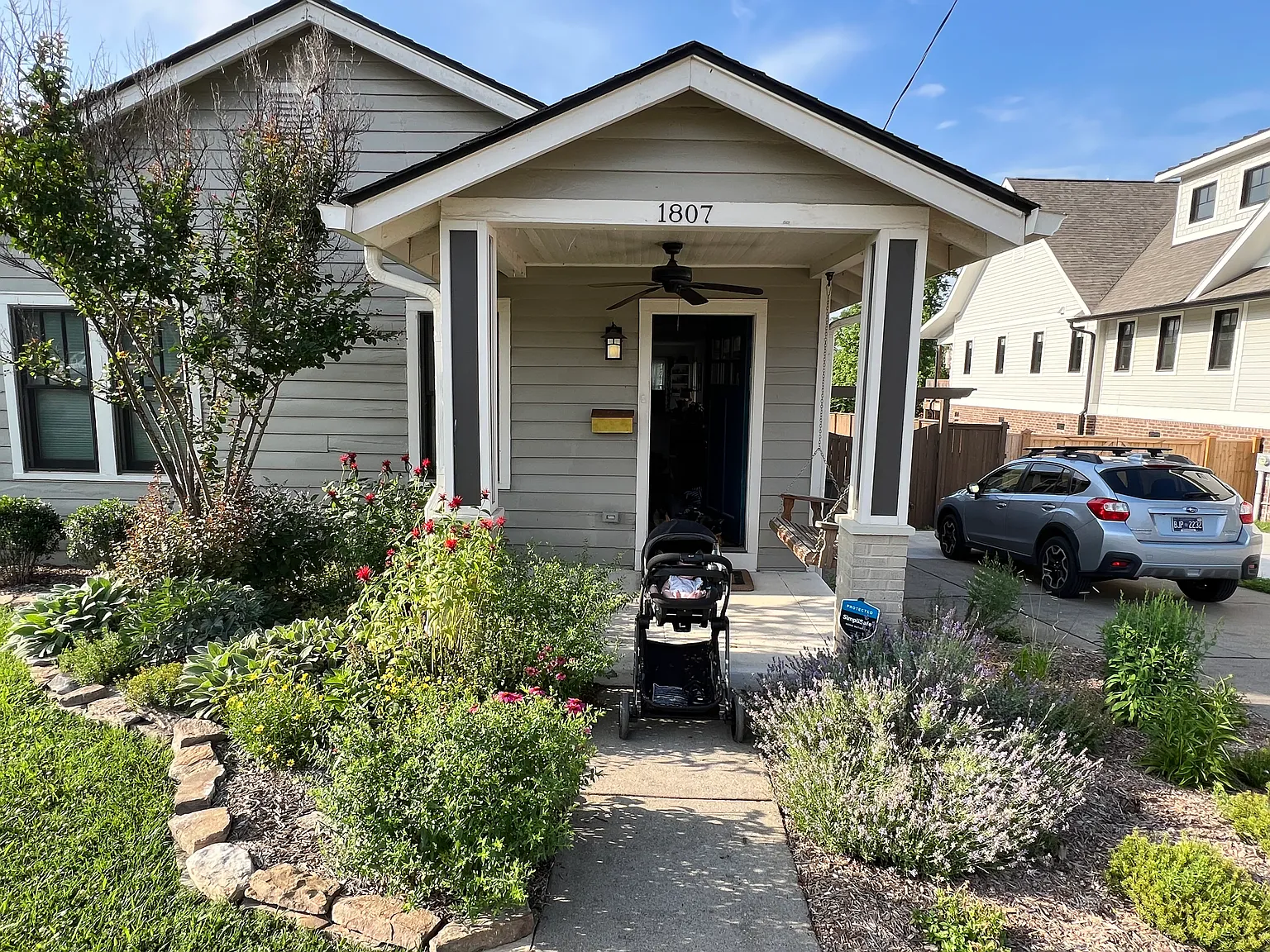 3 bed, 1762 sqft, $3,900 — Photo 4