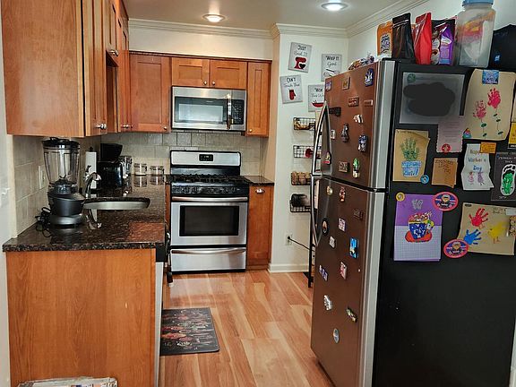 5th image of 6155 Old York Rd