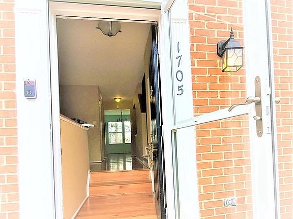 2nd image of 1705 Wigglesworth Way