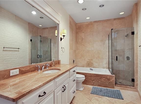5th image of 1470 Urania St Unit B