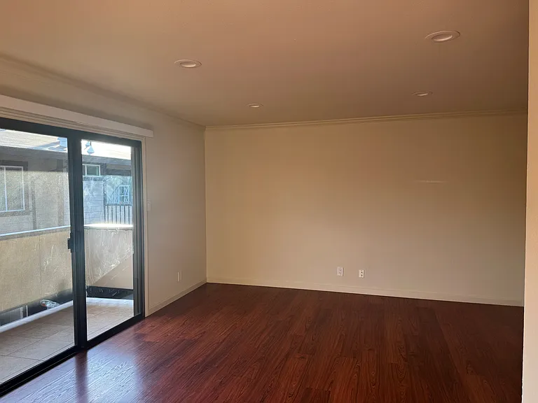 22 E 20th Ave #5 — Photo 5