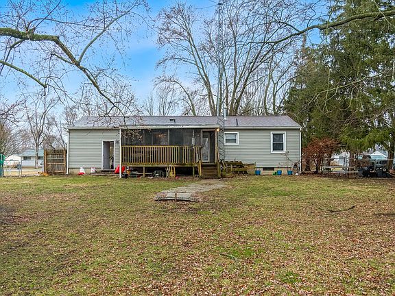 5th image of 3076 Schell Dr