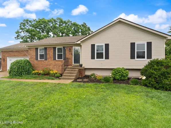 3901 Vantage Pl, Jeffersontown, KY 40299