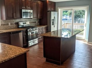 10 Oak St, East Brunswick, NJ 08816
