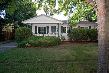 Front of house and driveway