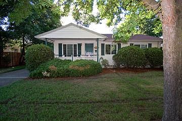 Front of house and driveway