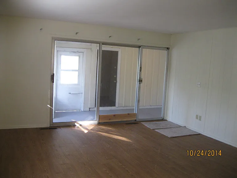 2504 Carrelton Dr — Photo 10