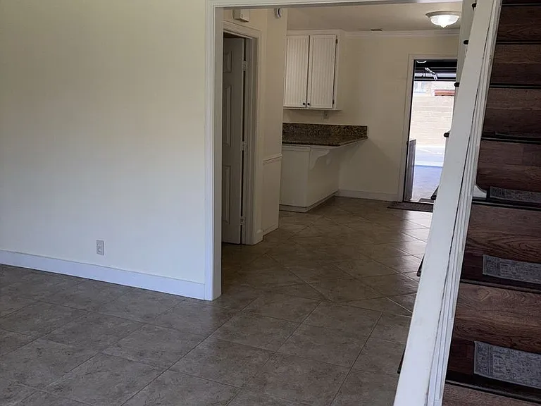1201 N California St #29 — Photo 4