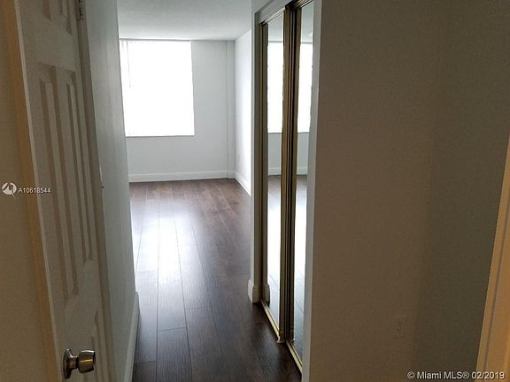 2nd image of 2780 NE 183rd St APT 216