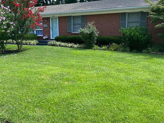 4th image of 3005 Furman Blvd
