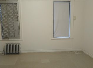 8 W 169th St, Bronx, NY 10452