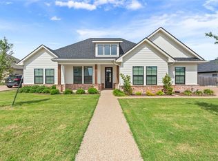 720 Spokane St, Hewitt, TX 76643