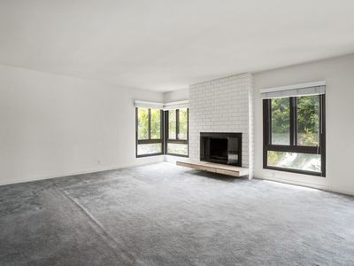 8630 Falmouth Ave APT 5, Playa Del Rey, CA, 90293