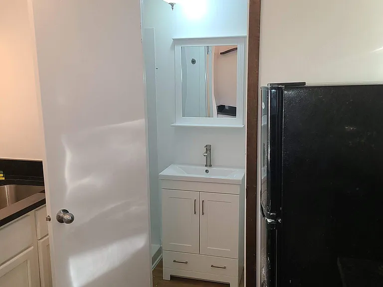 178 Howard Ct #5 — Photo 5
