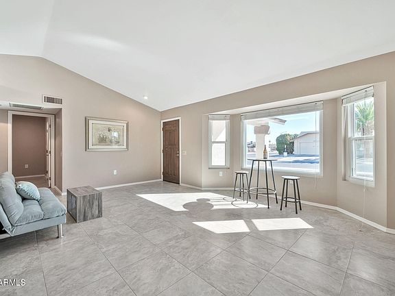 4th image of 18022 N HYACINTH Drive