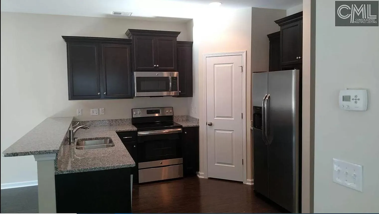 3 bed, 1647 sqft, $2,050 — Photo 3