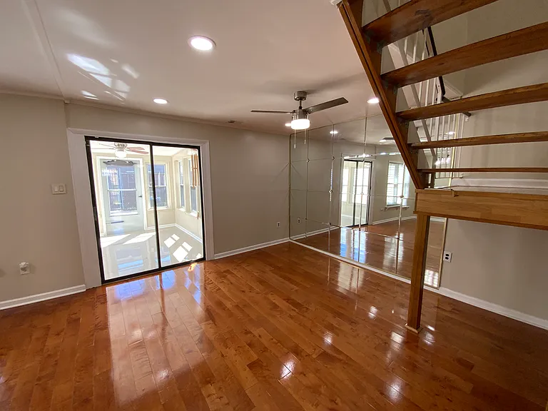 8422 Madison Pl — Photo 17